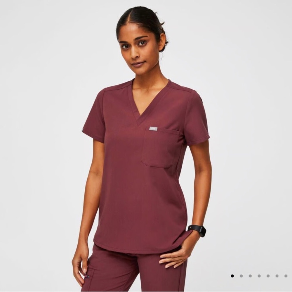 Figs Dark Cherry Top